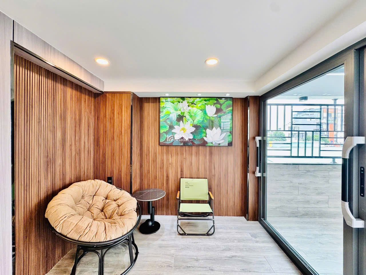 NHÀ MỚI XÂY  MẶT TIỀN ĐẸP GIỮA TRUNG TÂM BÌNH TÂN