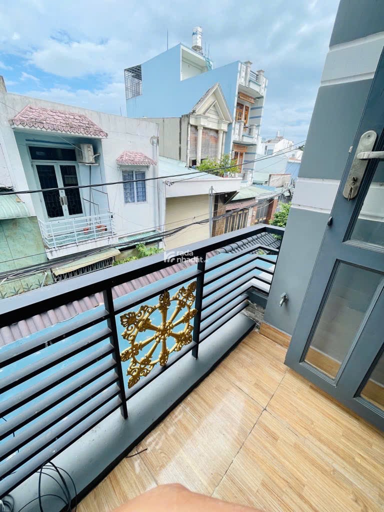 Bán Gấp Nhà Phố 3 Tầng 4,5x14 Xe Hơi Đậu Ngay Cửa -Trương Thị Hoa P Tân Thới Hiệp Quận 12