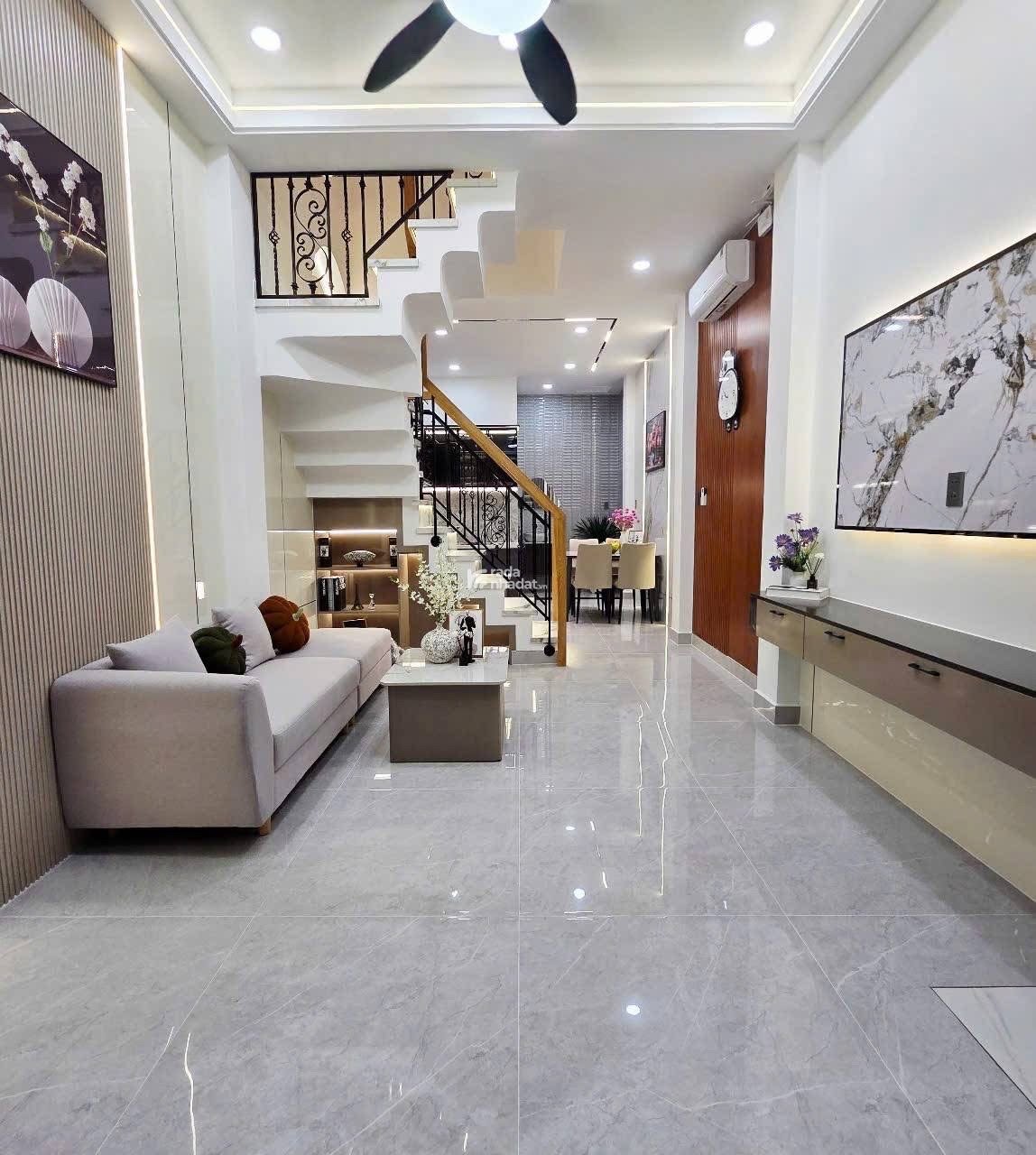 NHÀ 2 TẦNG HẺM XE HƠI 5M PHAN HUY ÍCH P15 - FULL NỘI THẤT - 4.95 TỶ TL