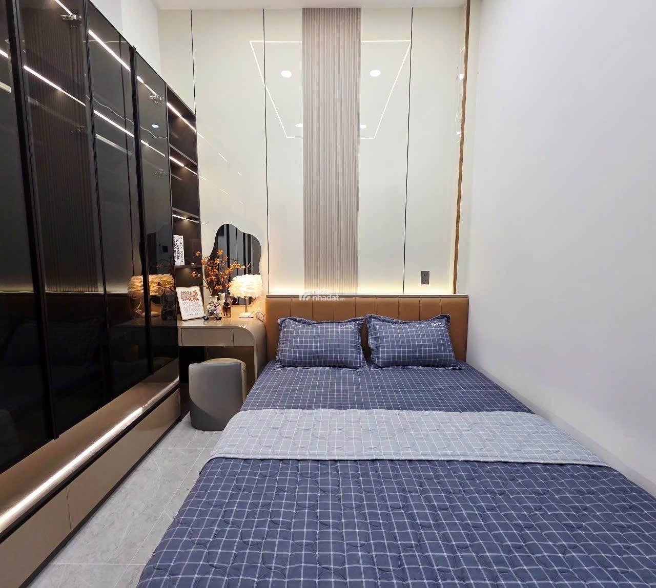 NHÀ 2 TẦNG HẺM XE HƠI 5M PHAN HUY ÍCH P15 - FULL NỘI THẤT - 4.95 TỶ TL