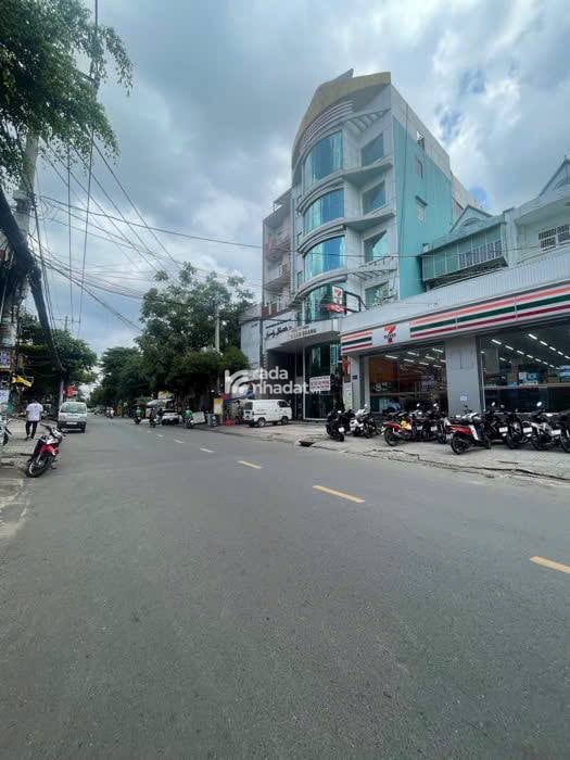 KHU VIP D2 - 4 TẦNG - HẺM XE HƠI TRÁNH - DÒNG TIỀN ỔN ĐỊNH 30 TRIỆU/THÁNG - 16.8 TỶ