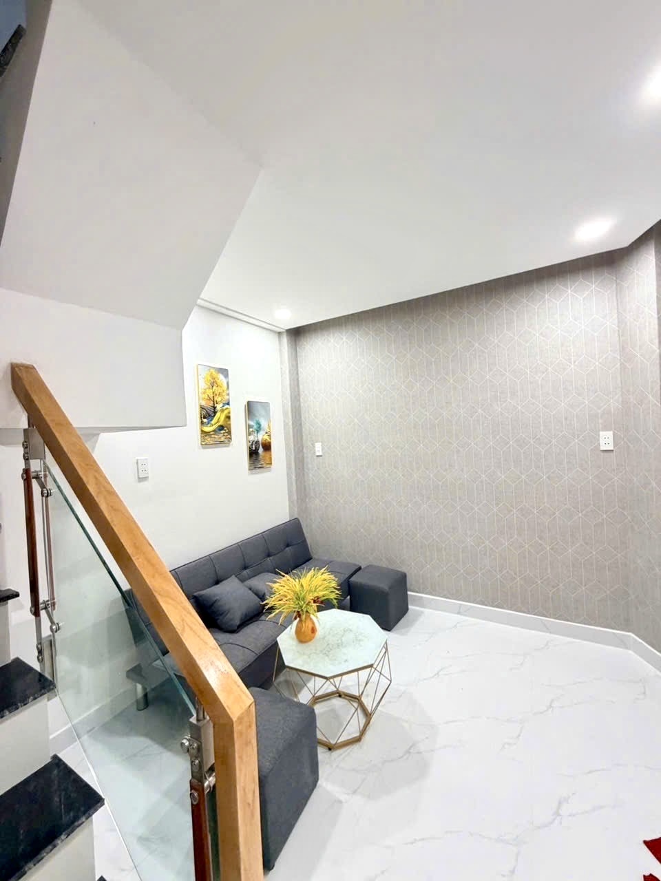 Nhà Ngon Đón Tết Hẻm 3m sạch đẹp Phú Thọ Hoà  2 Tầng Hoàn Công Đủ Chỉ 2.xx Tỷ TL