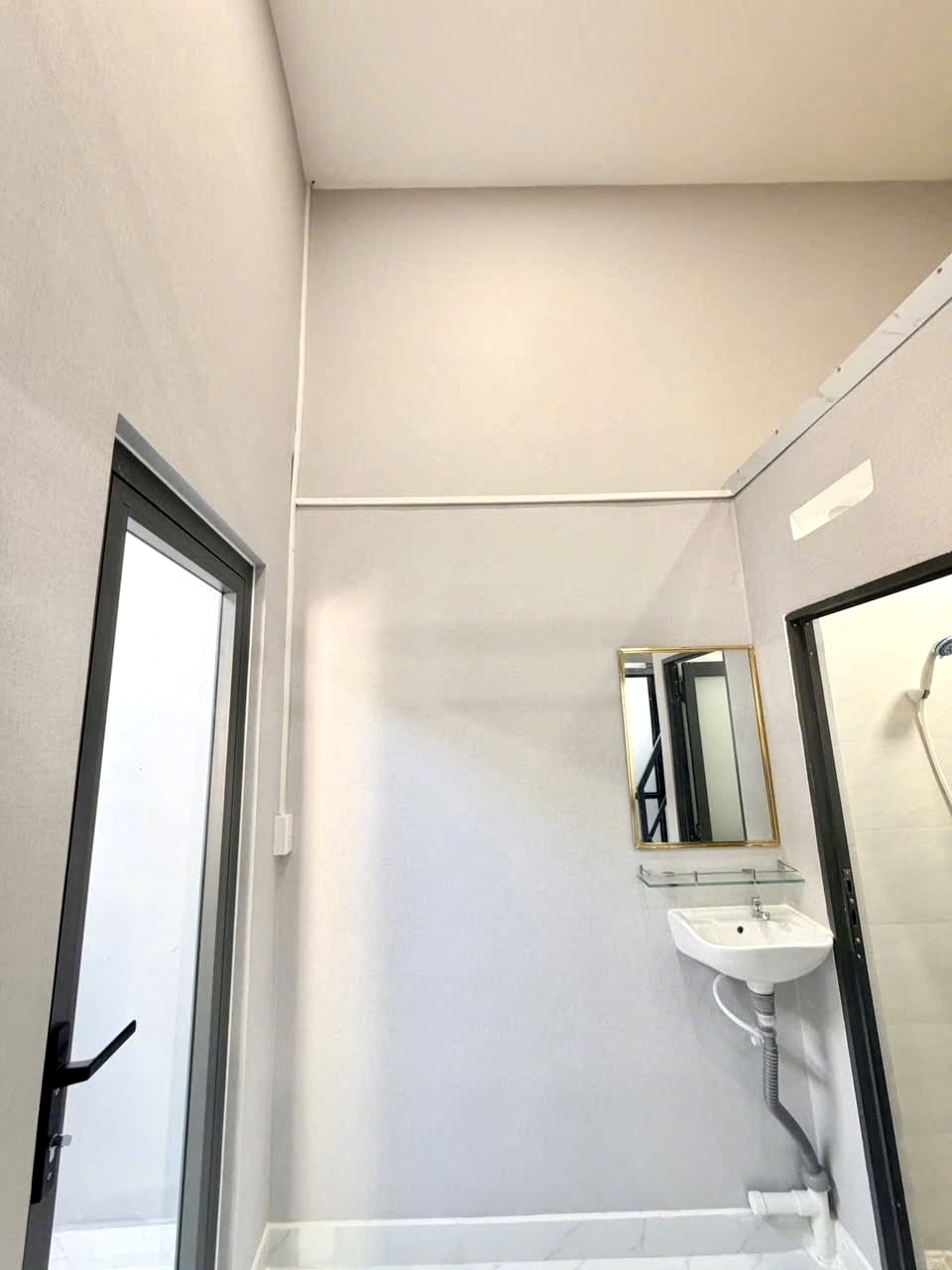 Nhà Ngon Đón Tết Hẻm 3m sạch đẹp Phú Thọ Hoà  2 Tầng Hoàn Công Đủ Chỉ 2.xx Tỷ TL