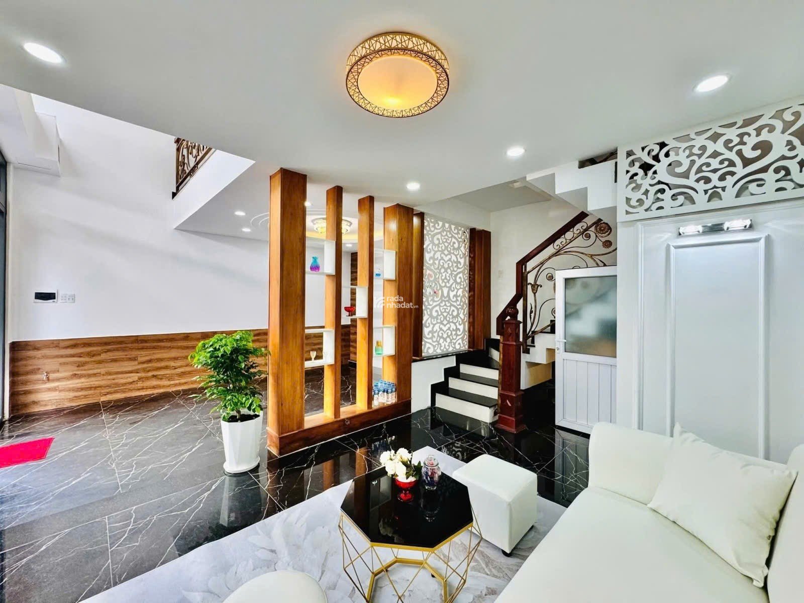 HẺM NHỰA XE TẢI - GARA Ô TÔ TRONG NHÀ - 5 TẦNG NGANG KHỦNG 6.8m - GẦN MT PHAN HUY ÍCH