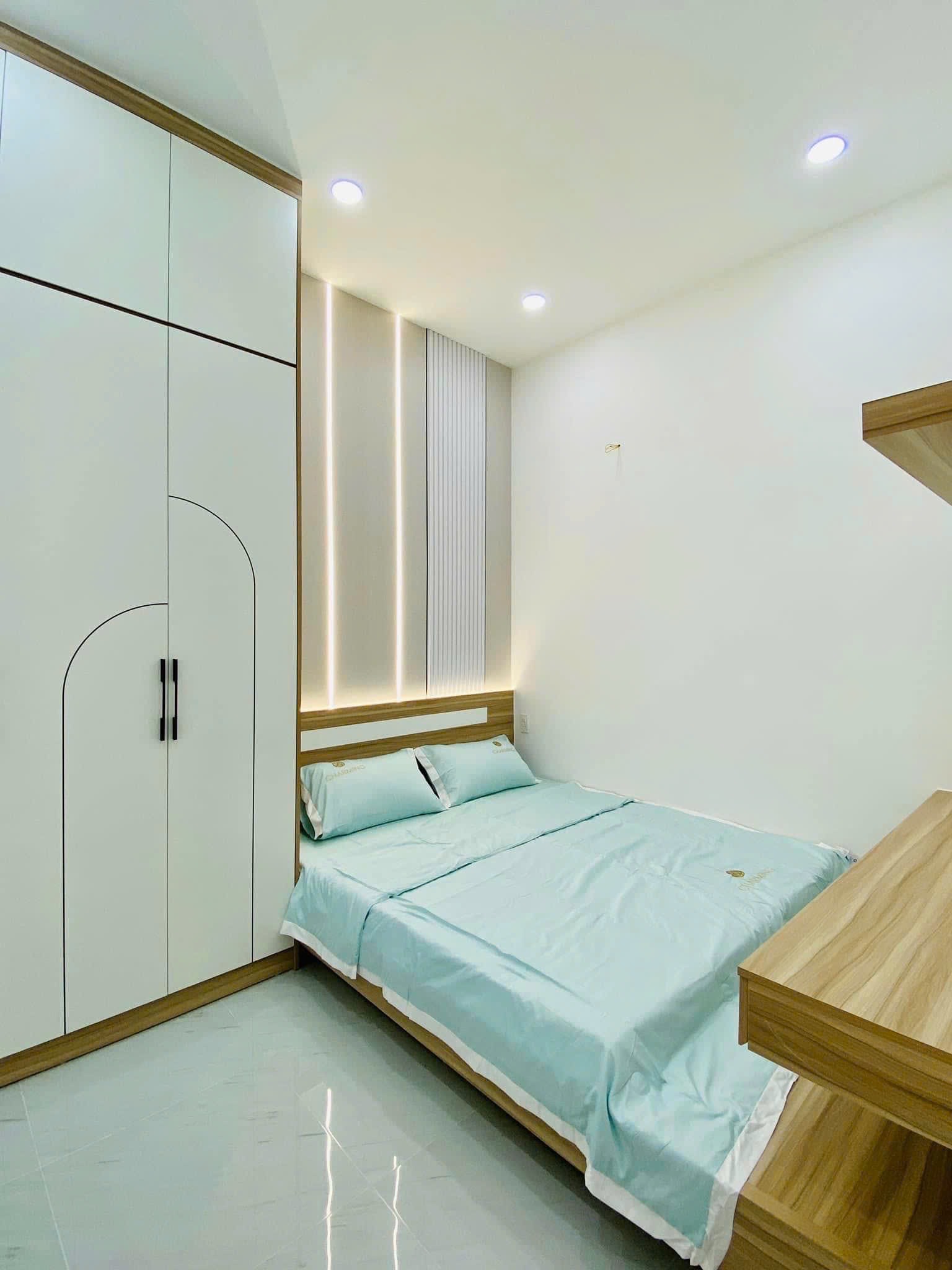 Bán nhà riêng tại Nguyễn Thiện Thuật P3 Q3 giá 2tỷ450 DT 31.36m2