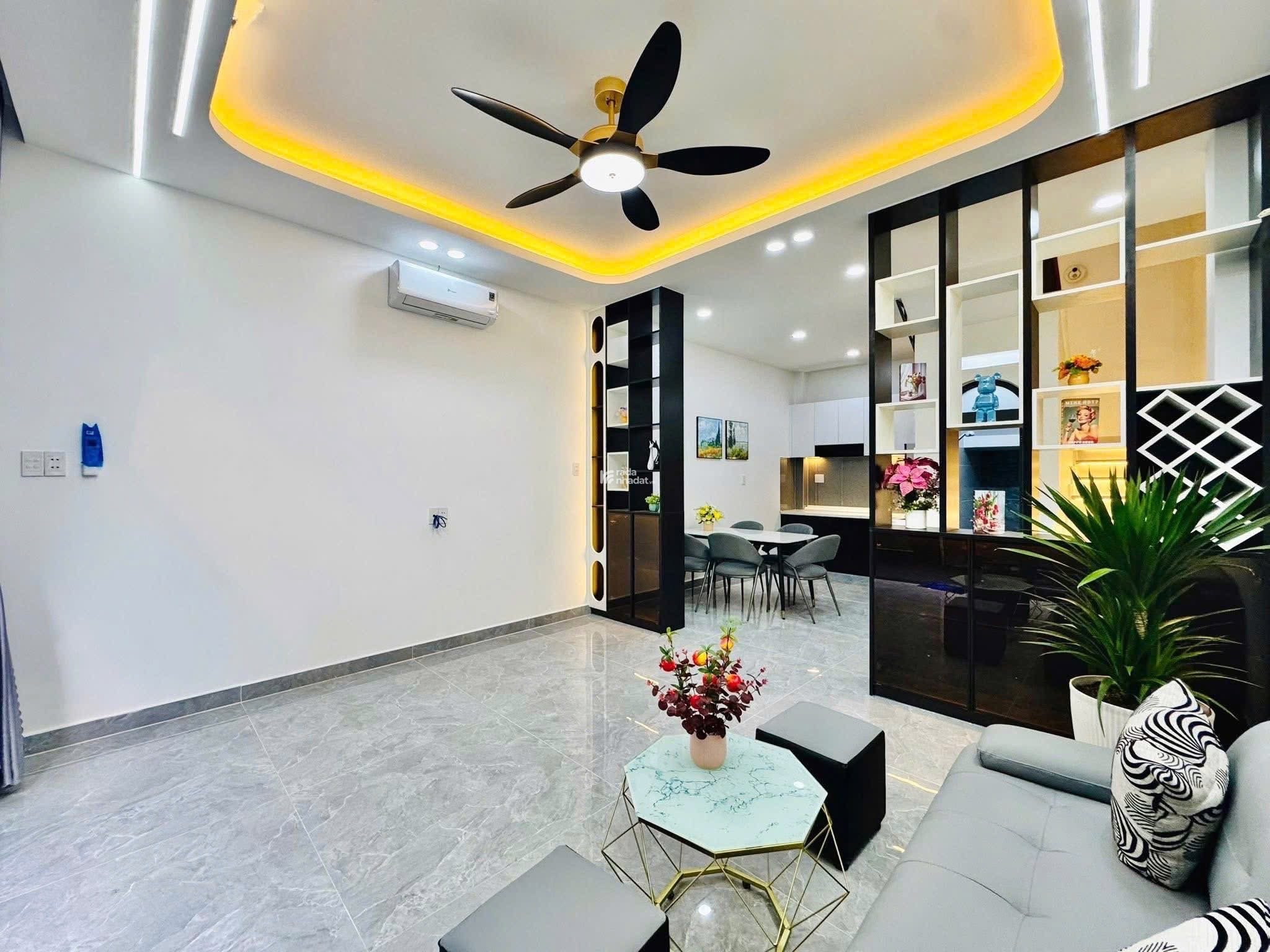 BÁN NHÀ KDC ĐỒNG BỘ - 4.4x10 - NHÀ MỚI FULL NỘI THẤT - CHỈ 5.850 TỶ TL