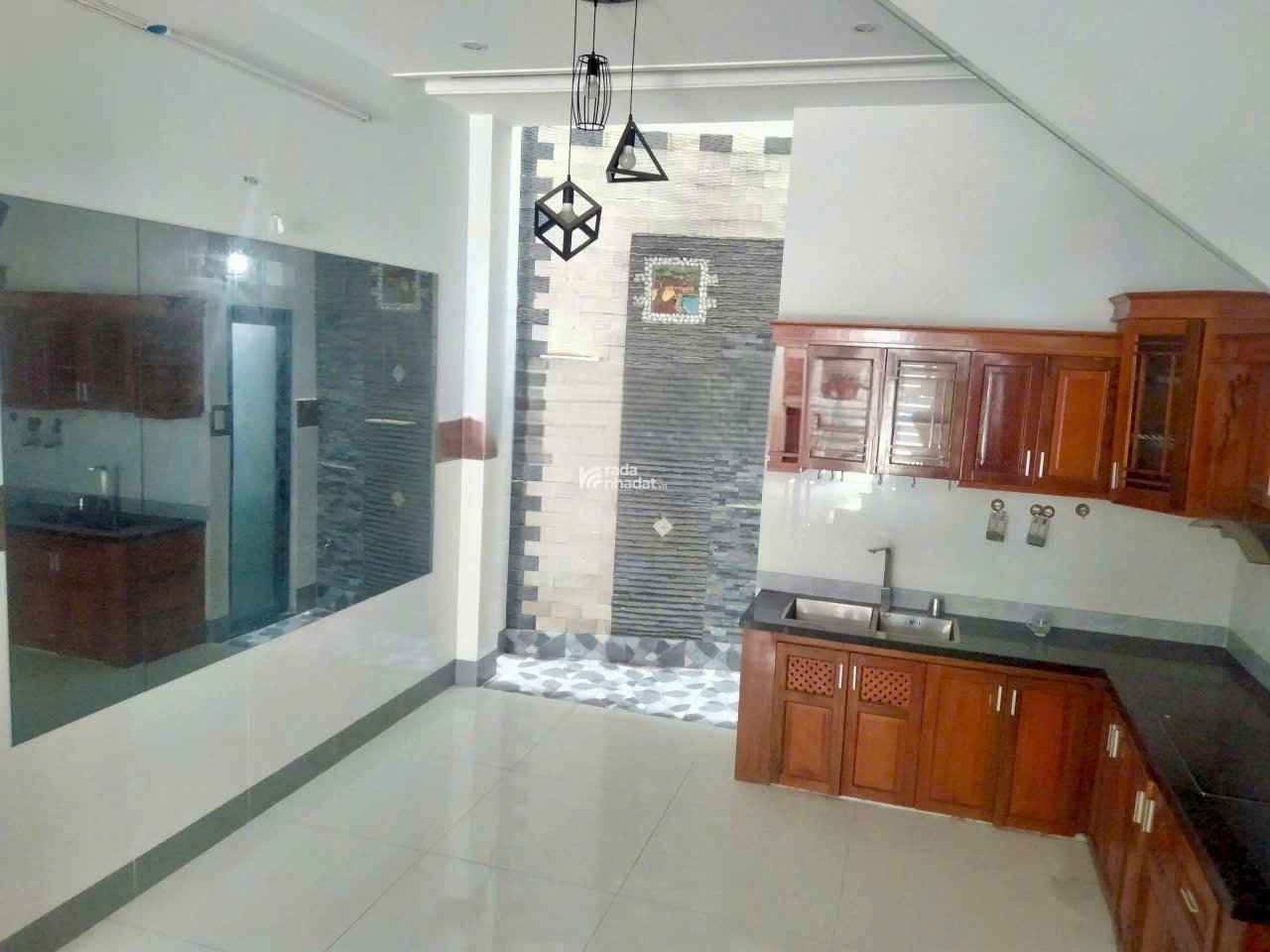 Bán Gấp Nhà 4 Tầng Mặt Tiền Hẻm Rộng Làng Tăng Nhơn Phú, Giá tốt, 4PN, 5WC, Sổ Sẵn, Giá 6.9 Tỷ