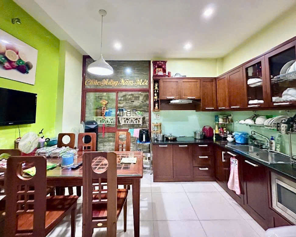 Nhà đẹp QUẬN TÂN BÌNH - Năm Châu - 4.5 x 14 m -  119 m2 - 8.5 tỷ