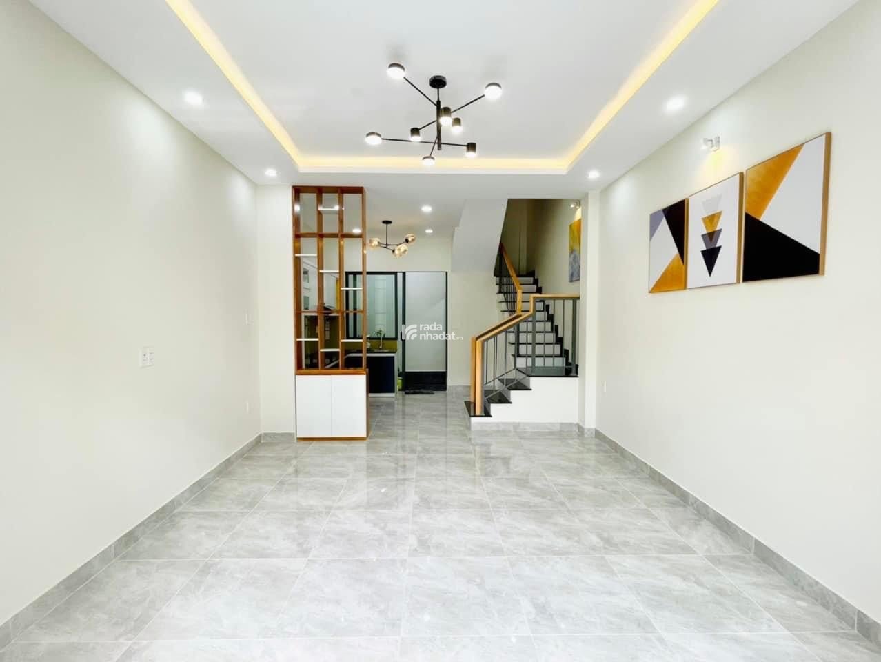 Bán gấp căn 41,5m2 giá 1 tỷ 850 triệu đường Phan Huy Ích, phường 14, Gò Vấp, hẻm xe hơi 4m.