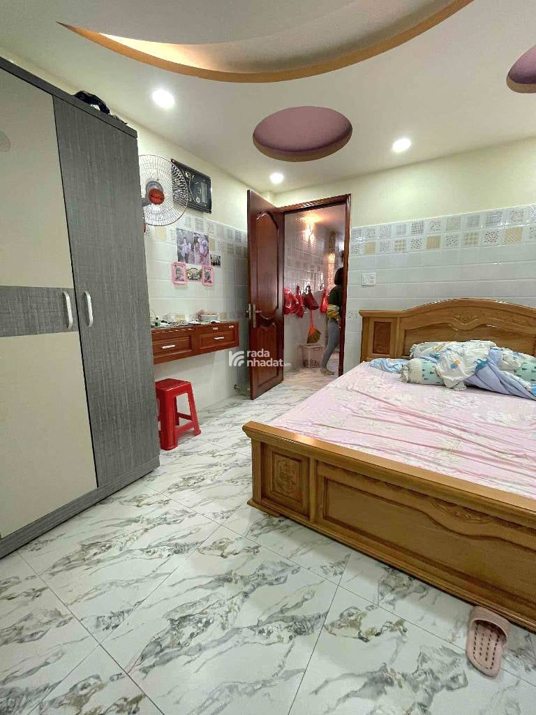 BÁN NHÀ PHAN VĂN KHỎE 60M2 5 TẦNG 8.3 TỶ HẺM OTO CÁCH 50M MẶT TIỀN QUẬN 6