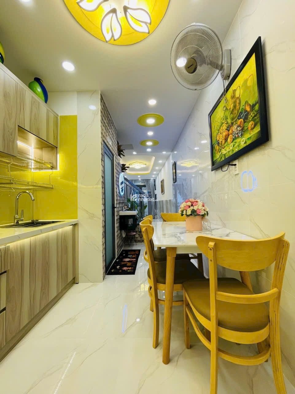 CHÍNH CHỦ CẦN BÁN NHÀ GẤP! HẺM TO BÙI ĐÌNH TUÝ, BÌNH THẠNH - NỞ HẬU NHẸ 55m2 - GIÁ HƠN 6 TỶ CÒN BỚT