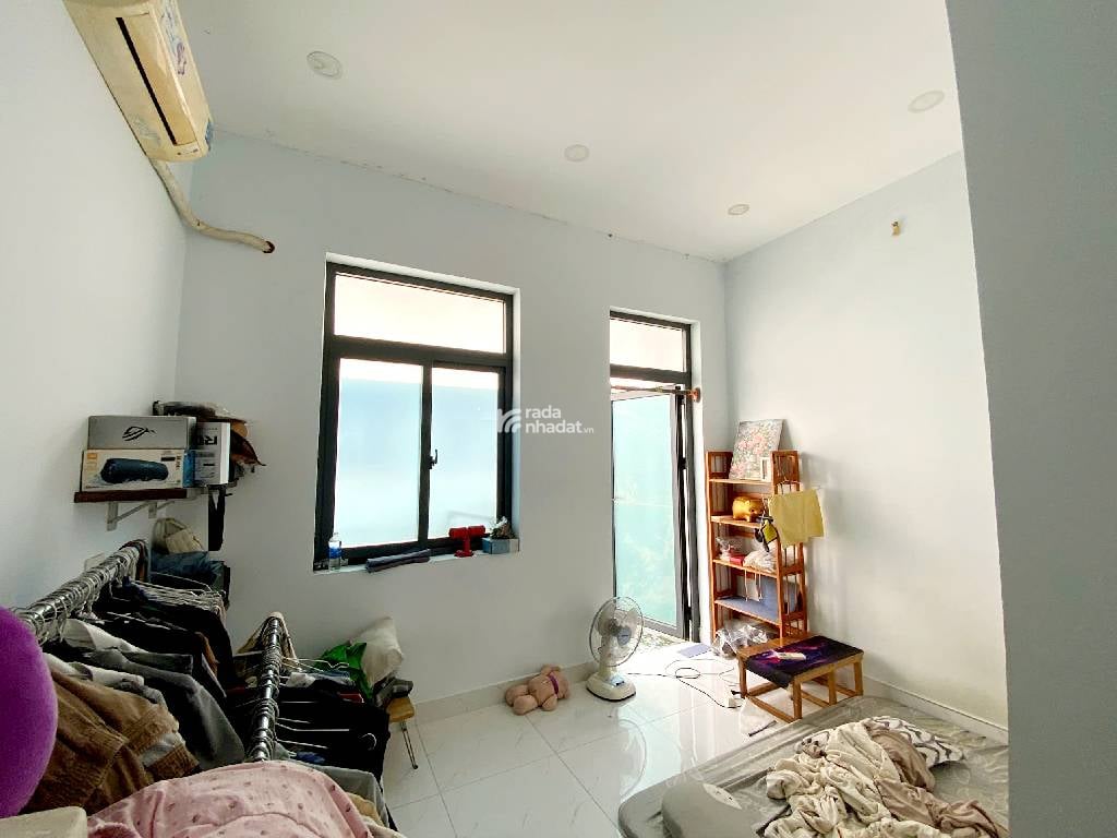 HƠN 4 TỎI - 46M2 - SÁT MẶT TIỀN ĐƯỜNG - NGANG 4 DÀI 12 - 2 TẦNG - 2PN,2WC - TRẦN THỊ TRỌNG