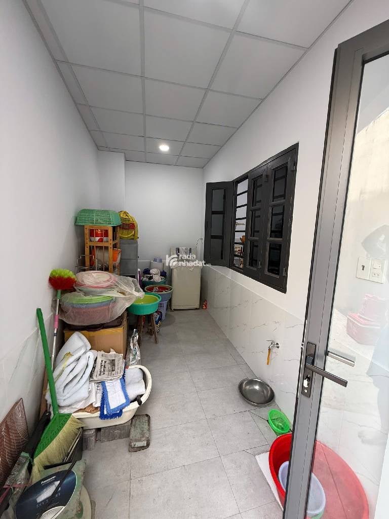 BÁN NHÀ MẶT TIỀN PHƯỜNG 7 QUẬN 8 322M2 8 TỶ 4 PHÒNG NGỦ MỚI ĐẸP KẾ PHÚ ĐỊNH