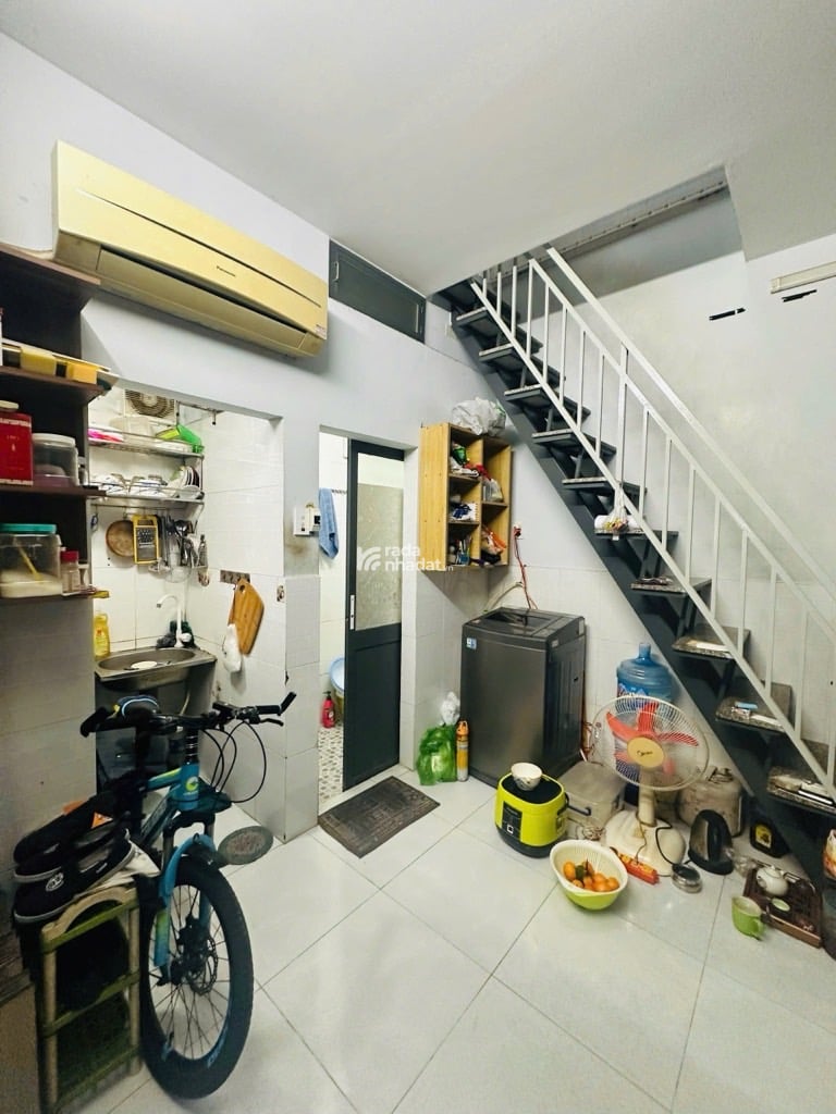 KHU BÀU CÁT, HẺM XE HƠI HUỲNH VĂN CHÍNH, TÂN PHÚ, 2 TẦNG Ở NGAY. GIẢM 550TR CHỈ 2.3T