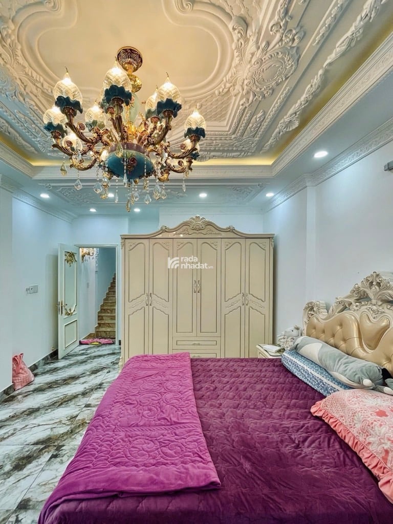 Siêu phẩm mặt tiền đường 3 Tháng 2 - 5 tầng kiểu Âu - hot Quận 10 cuối năm 2025