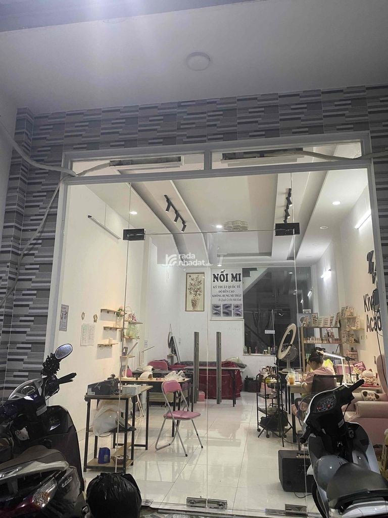 CHO THUÊ NHÀ MẶT TIỀN ĐOÀN GIỎI, TÂN PHÚ, DT 4.2 X 22M, NHÀ 1 LẦU, GIÁ 16TR/TH
