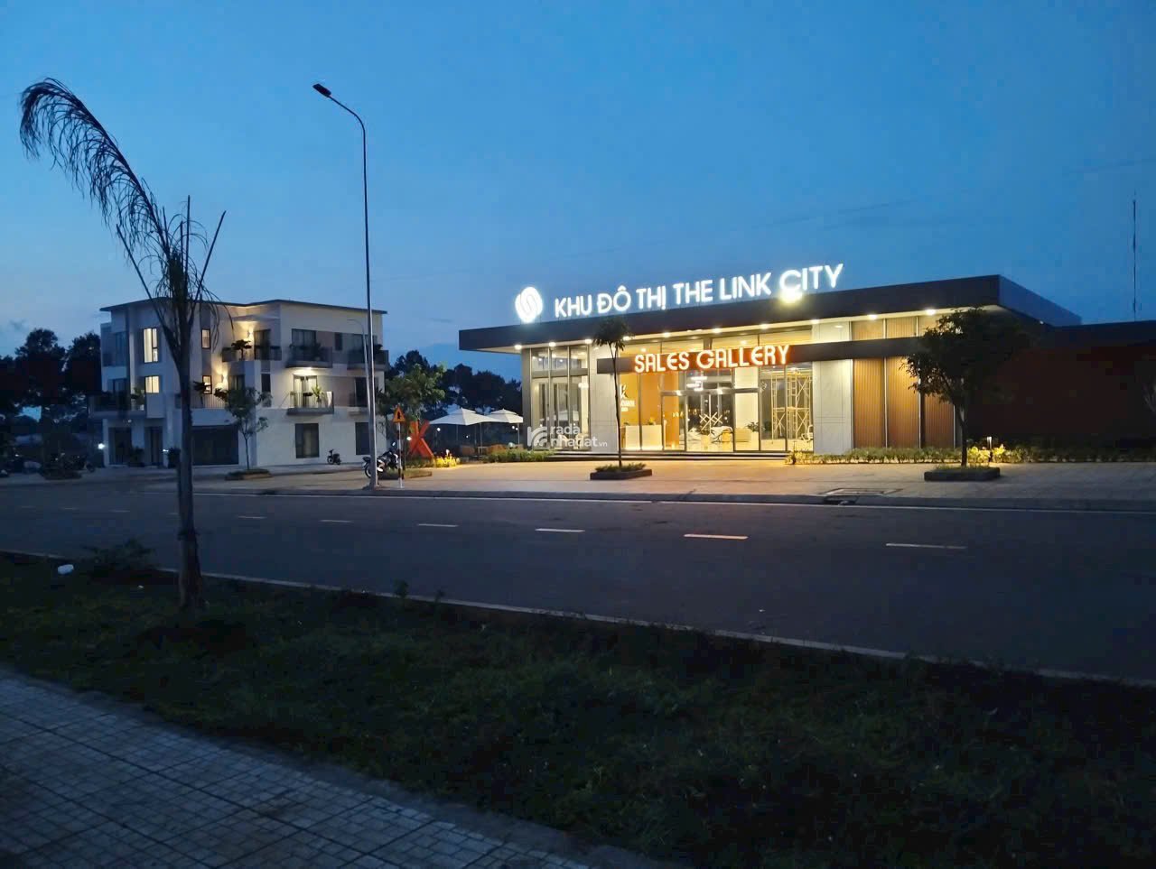 Bán Đất mặt tiền đường QL1A - thị trấn Dầu Giây