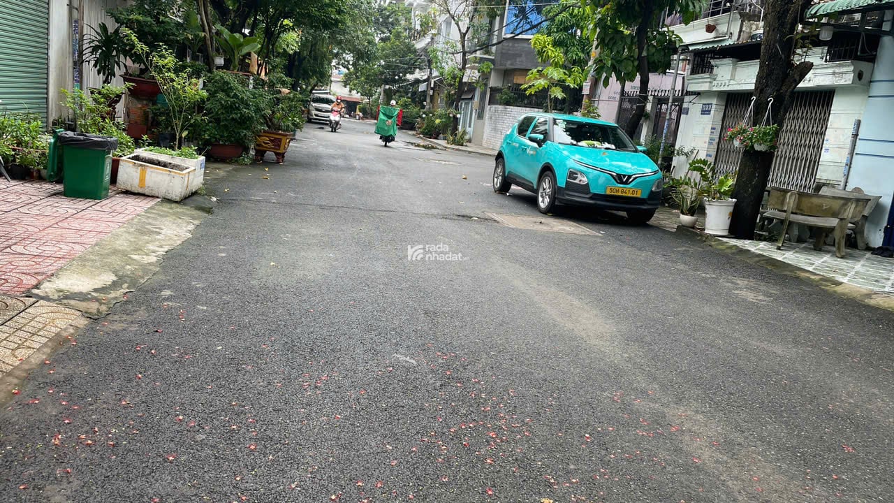 Nhà Phố 3 Tầng Xe Hơi để Trong Sân- Đường Trước Nhà Rộng 12m- Lê Văn Khương Hiệp Thành Q12