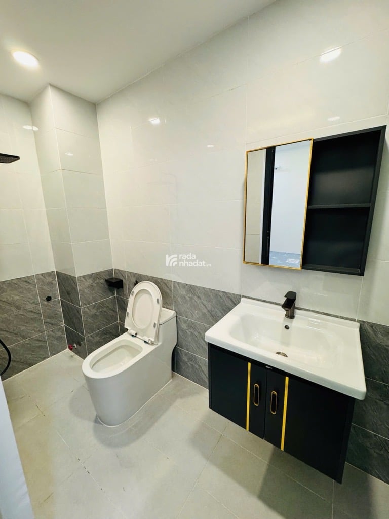 HXH -4 TẦNG BTCT - NGUYỄN TRÃI- P.7- Q.5- DT: 43M2- 10 TỶ 8