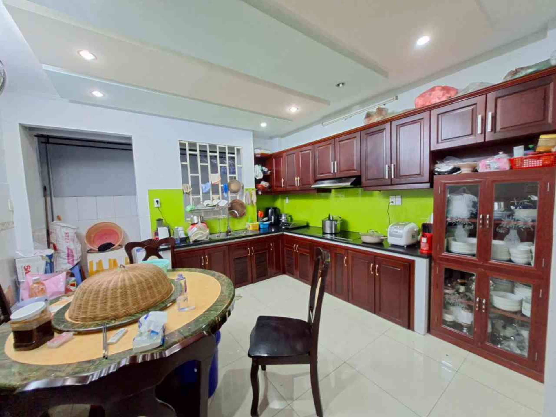 Hẻm 10m Trịnh Đình Trọng, 90m2, 4.3x22, 4 tầng, 4PN, kiên cố, an ninh, Chỉ 11.5 tỷ