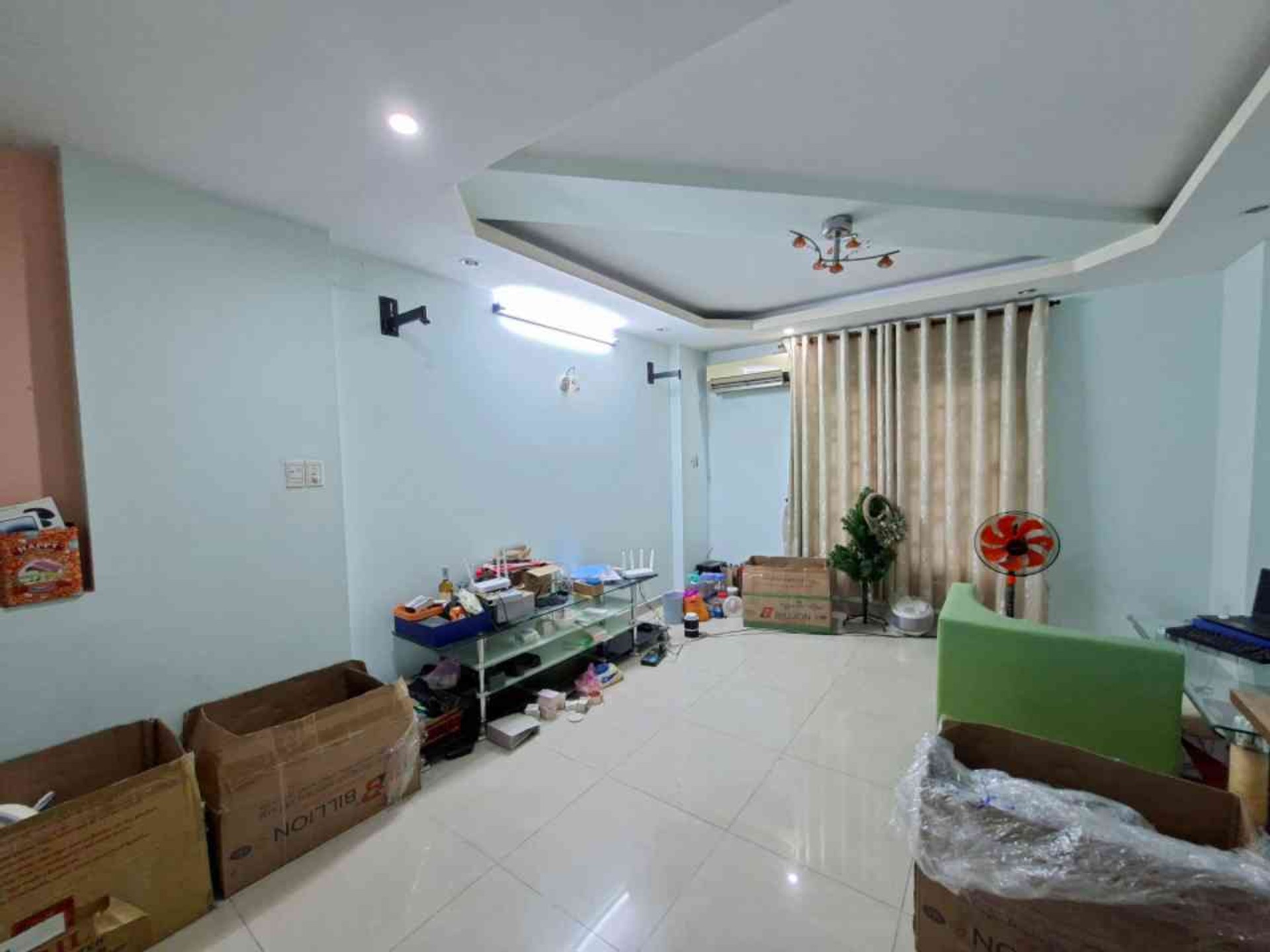 Hẻm 10m Trịnh Đình Trọng, 90m2, 4.3x22, 4 tầng, 4PN, kiên cố, an ninh, Chỉ 11.5 tỷ