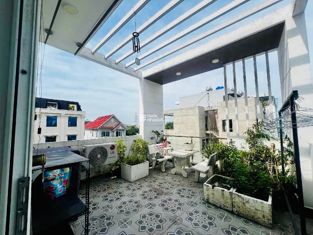 GIÁP AEON TÂN PHÚ – HẺM TẢI TRÁNH – N.HÀ MỚI 60M – 3 TẦNG – 4PN CHỈ 6 Đ.ỒNG