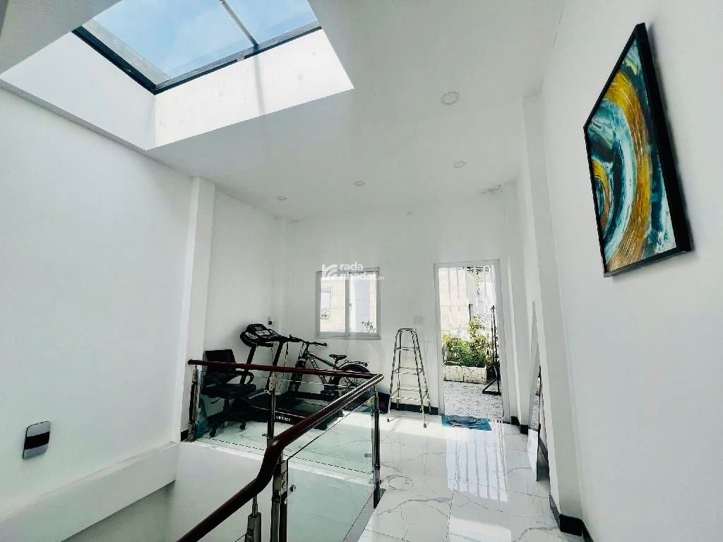 GIÁP AEON TÂN PHÚ – HẺM TẢI TRÁNH – N.HÀ MỚI 60M – 3 TẦNG – 4PN CHỈ 6 Đ.ỒNG