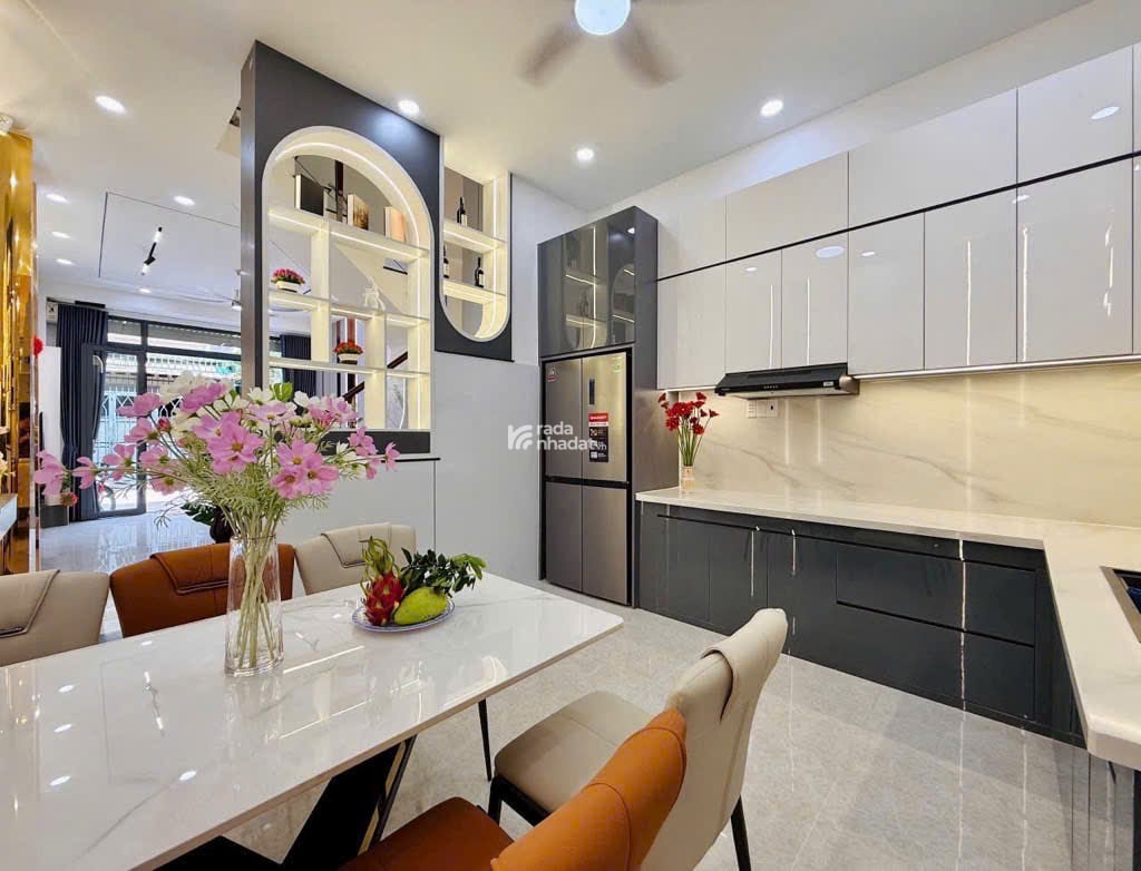 BÁN NHÀ 5 TẦNG -GARA Ô TÔ-THANG MÁY- DƯƠNG QUẢNG HÀM,4x15-Full Nội Thất Giá 9,5 Tỷ