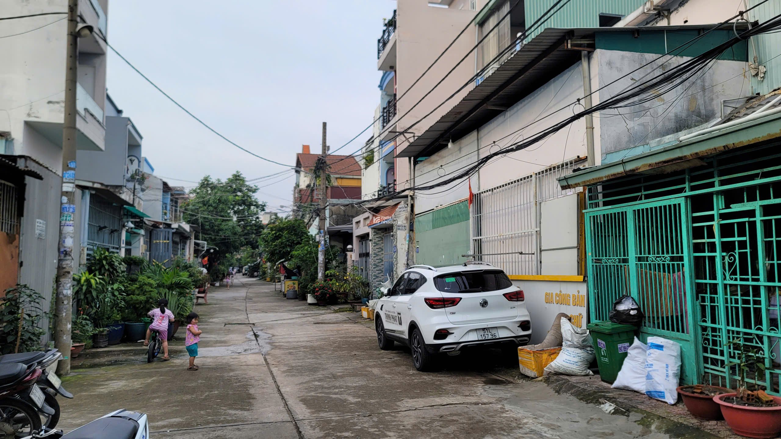 Bán Nhà Hẻm 8m Bình Trị Đông 6x15m x 2Tầng, 4PN 3WC Thẳng Trục Tên Lửa