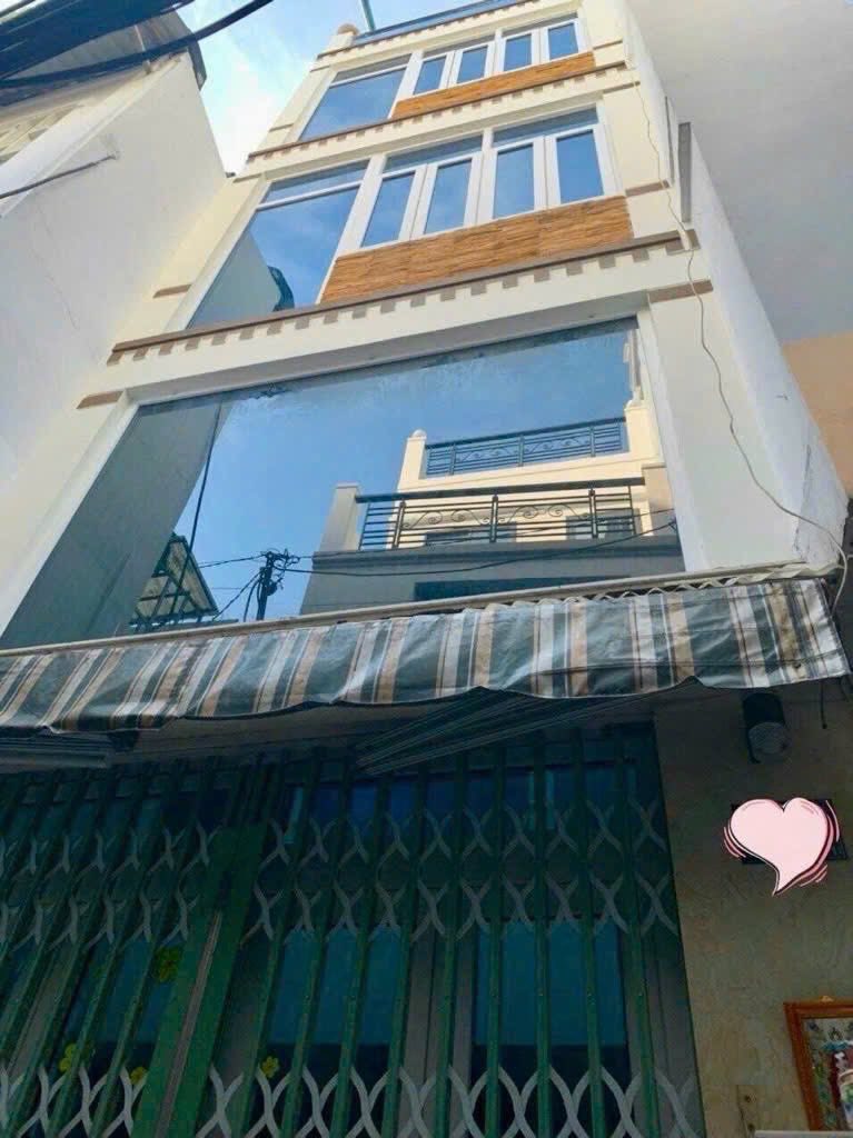 Cần tiền bán gấp hẻm xe hơi - gần cầu Nguyễn Văn Cừ đường Trần Hưng Đạo, Giá 3 tỷ 560
