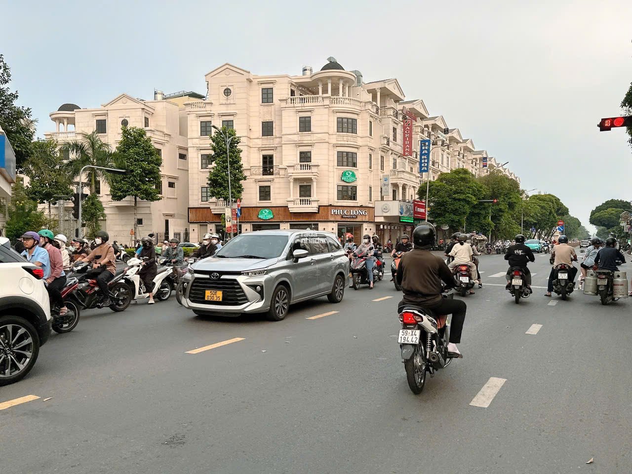Nhà mới 4 lầu vài bước ra Phan Văn Trị ngang 5.2m 78m2 KD tốt ngay Cityland P10 chỉ 12 tỷ