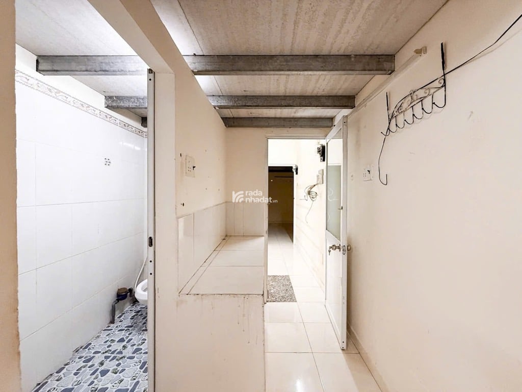 SÁT VÁCH QUẬN 1, HXH ĐIỆN BIÊN PHỦ, BÌNH THẠNH, 42M2 TIỆN XÂY. GIẢM 550TR CHỈ CÒN 4.4T TL 