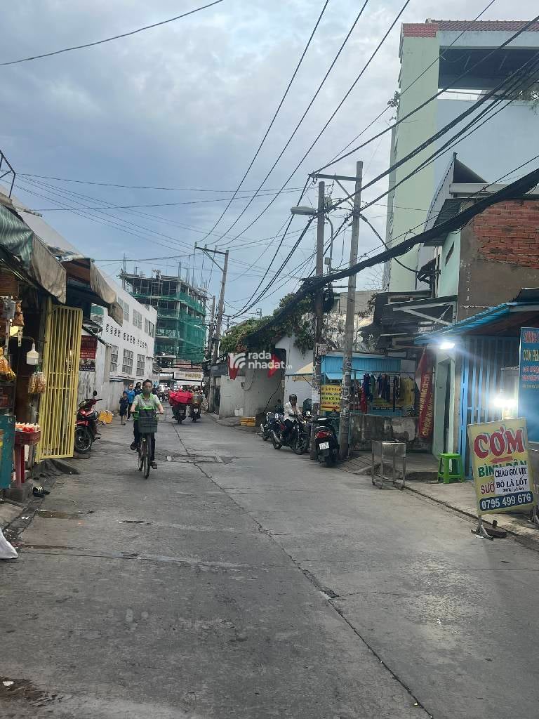 BÁN NHÀ ĐẸP 3 TẦNG AN LẠC, VÕ VĂN KIỆT, NGANG KHỦNG 6M, NHỈNH 6 TỶ