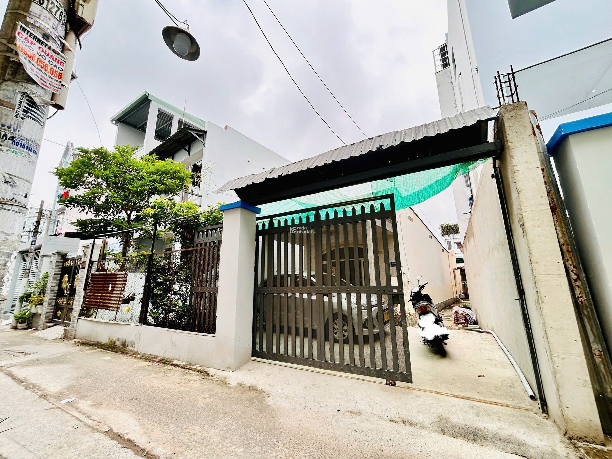 NHÀ DIỆN TÍCH LỚN 216m2, ĐƯỜNG ĐÔNG HƯNG THUẬN 2, HẺM XE HƠI, 6,7x32m