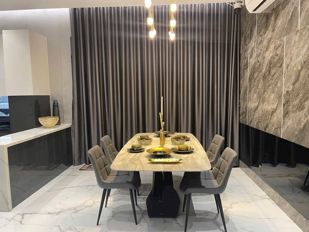 Bán biệt thự Mỹ Thái, Phú Mỹ Hưng, Q7, triệt 2lầu, 4PN nhà đẹp, giá 54,5 tỷ