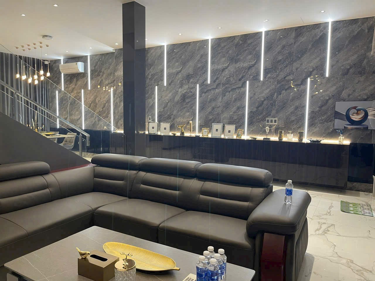 Bán biệt thự Mỹ Thái, Phú Mỹ Hưng, Q7, triệt 2lầu, 4PN nhà đẹp, giá 54,5 tỷ