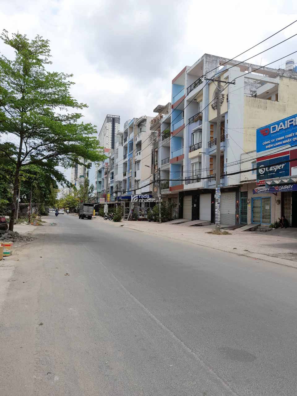 Bán nhà Mặt Tiền Tạ Quang Bửu, 4 Tầng Sân Thượng 4PN Phường 4 Quận 8, Khu VIP Parc Mall-Aeol Mall