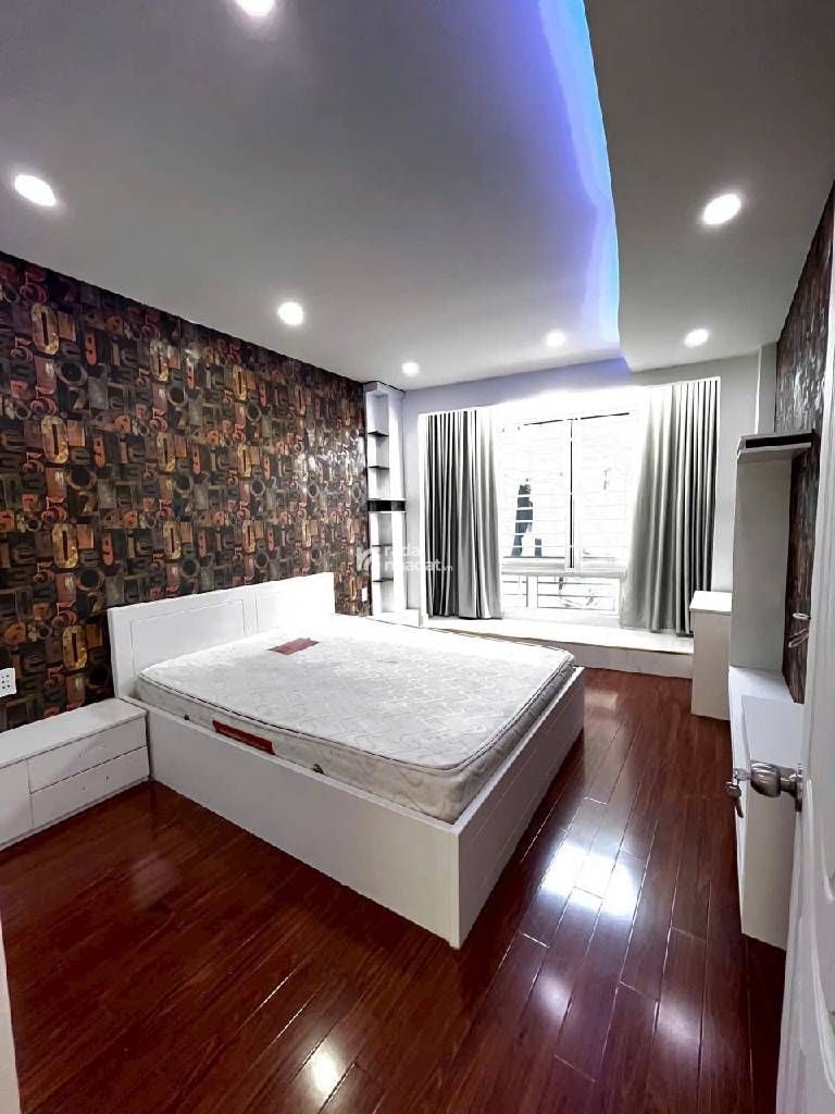 NHÀ NHỎ CÔNG NĂNG LỚN - MỚI SỮA CHỮA ĐẸP, VÔ Ở LIỀN .CHÁNH HƯNG Q8.GIÁ 3,55 TỶ