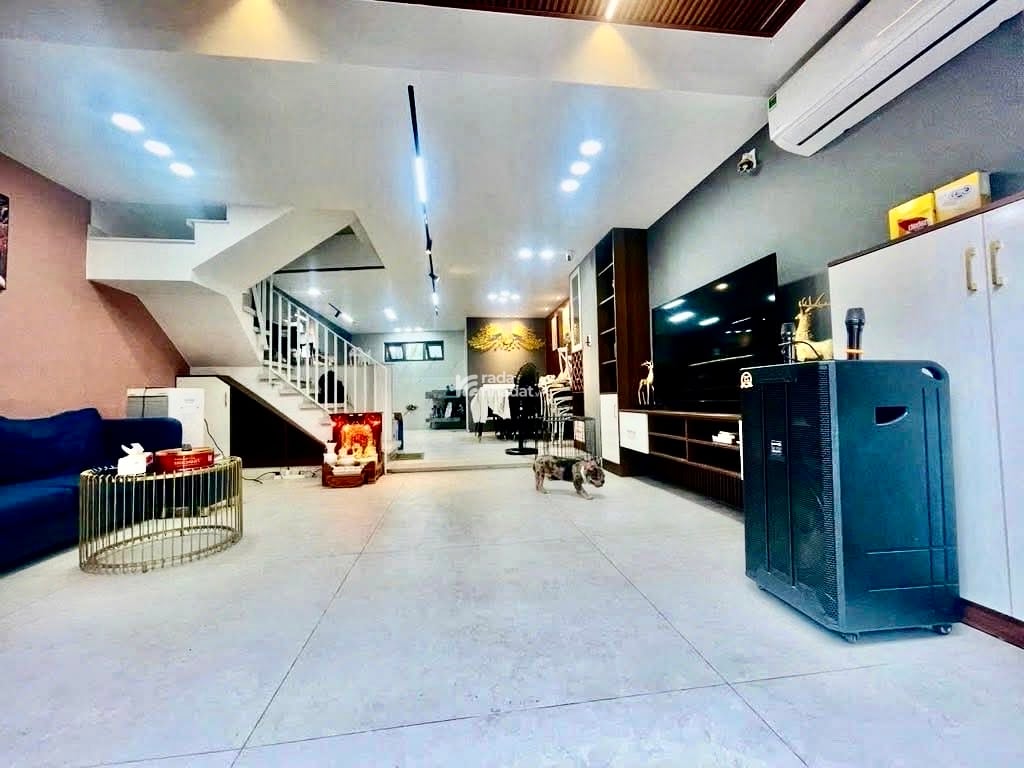 Nhà đẹp 5 lầu ở rộng rãi thuê rất tốt hoàn công đủ 2tỷ650, DT 50m2 Quang Trung, P8, Gò Vấp, Sổ Hồng