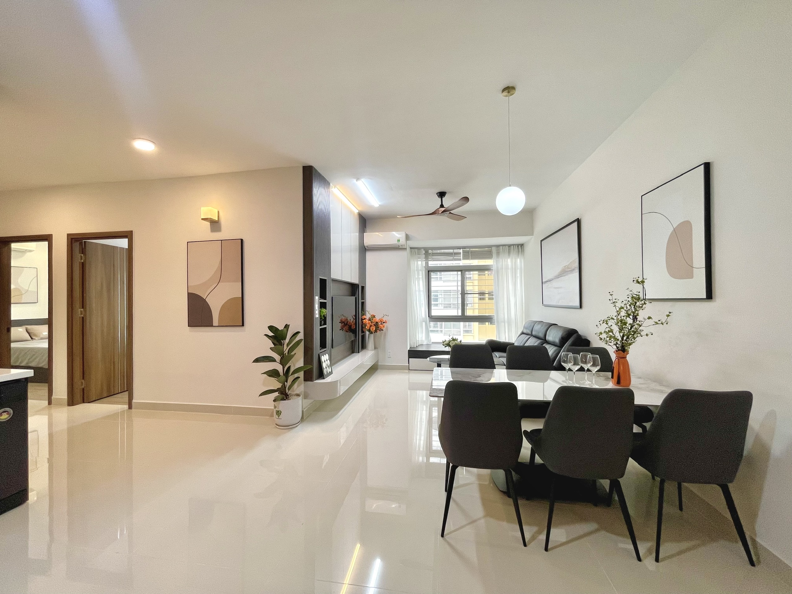 Bán nhanh căn hộ hộ sky garden 2, PMH ,Q7, dt 88m2, tk 3PN nhà mới đẹp, giá chỉ 6,7 tỷ
