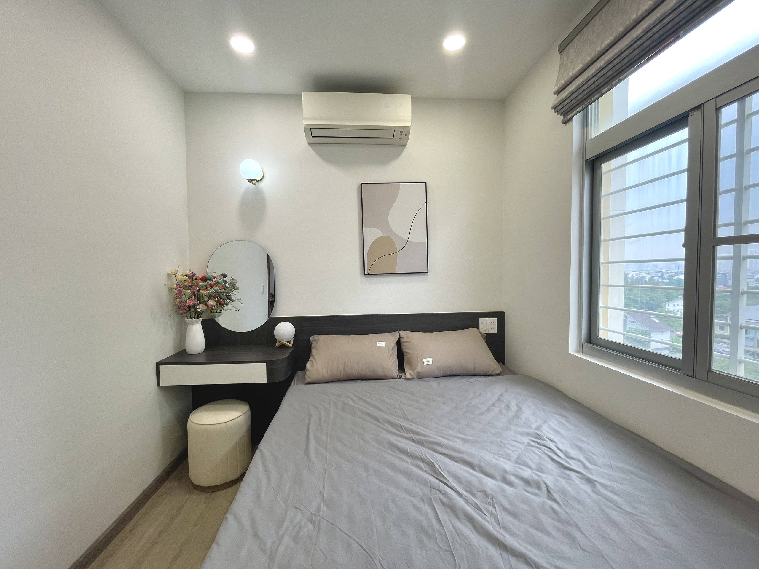 Bán nhanh căn hộ hộ sky garden 2, PMH ,Q7, dt 88m2, tk 3PN nhà mới đẹp, giá chỉ 6,7 tỷ