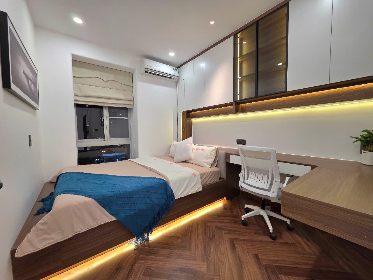 Bán căn hộ gần đại học RMIT, sky garden 2, Q7, 3PN nhà mới đẹp, giá chỉ 7,8 tỷ