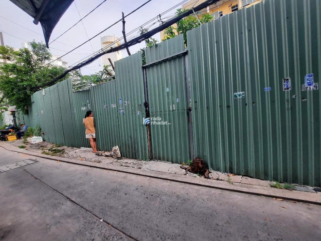 ĐẤT NGANG KHỦNG 12M GẦN LÊ TRỌNG TẤN GIẢM CÒN 8,8 TỶ 