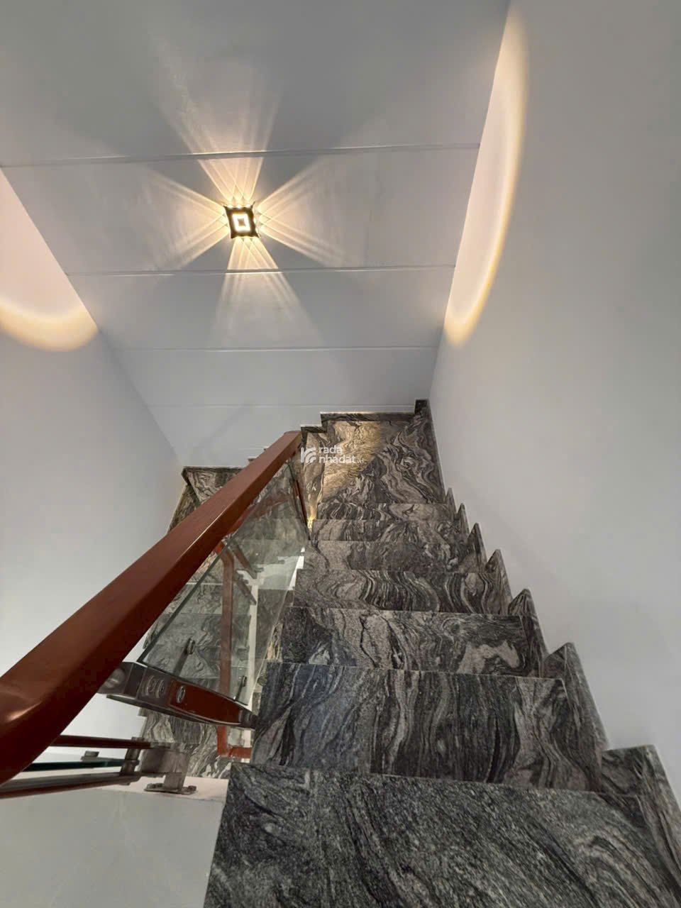 Mặt Tiền nội bộ Cư Xá Lữ Gia Q11 DT(3.9x21m) 5 tầng kiên cố giá 16 tỷ