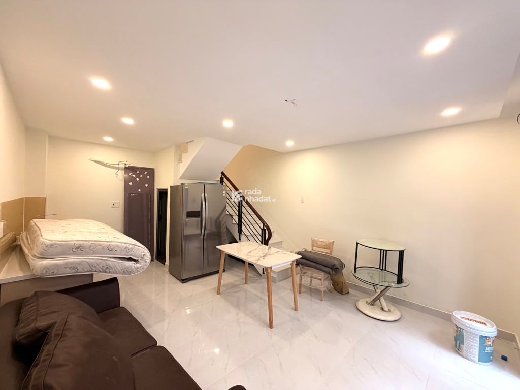 CHDV NGAY VINCOM PLAZA - HẺM XE HƠI NGUYỄN XÍ PHƯỜNG BÌNH THẠNH - 4 TẦNG 50M2 - DÒNG TIỀN 35TR/TH