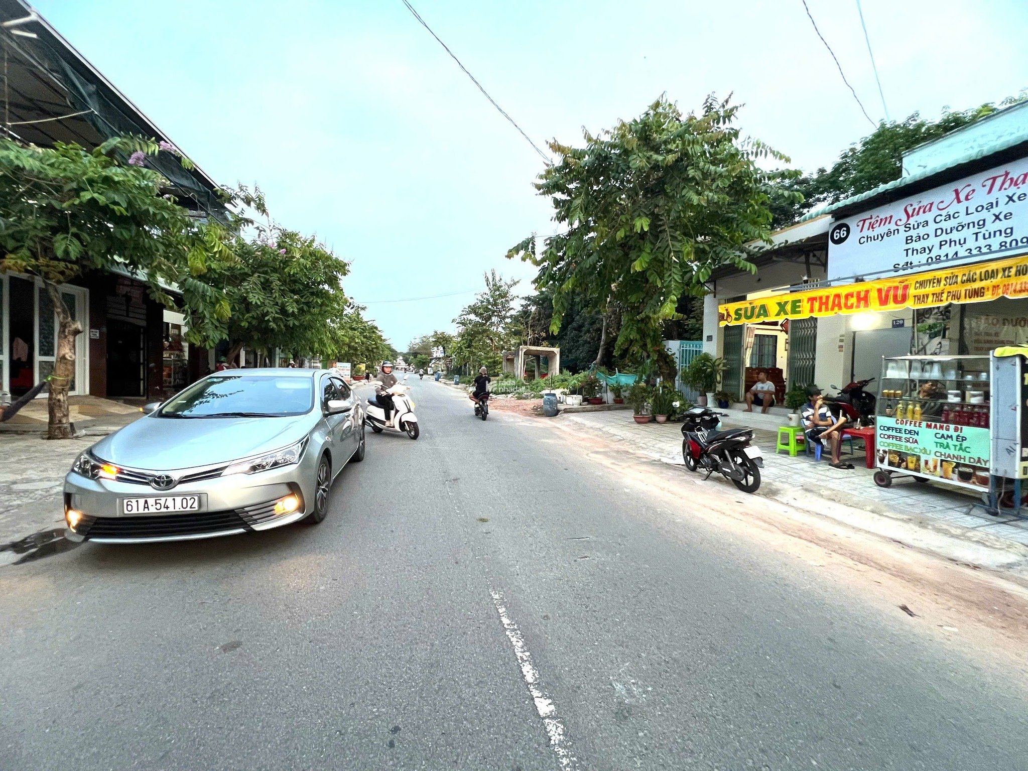 BÁN NHÀ CẤP 4 KINH DOANH BUÔN BÁN P. MỸ PHƯỚC. TP. HCM