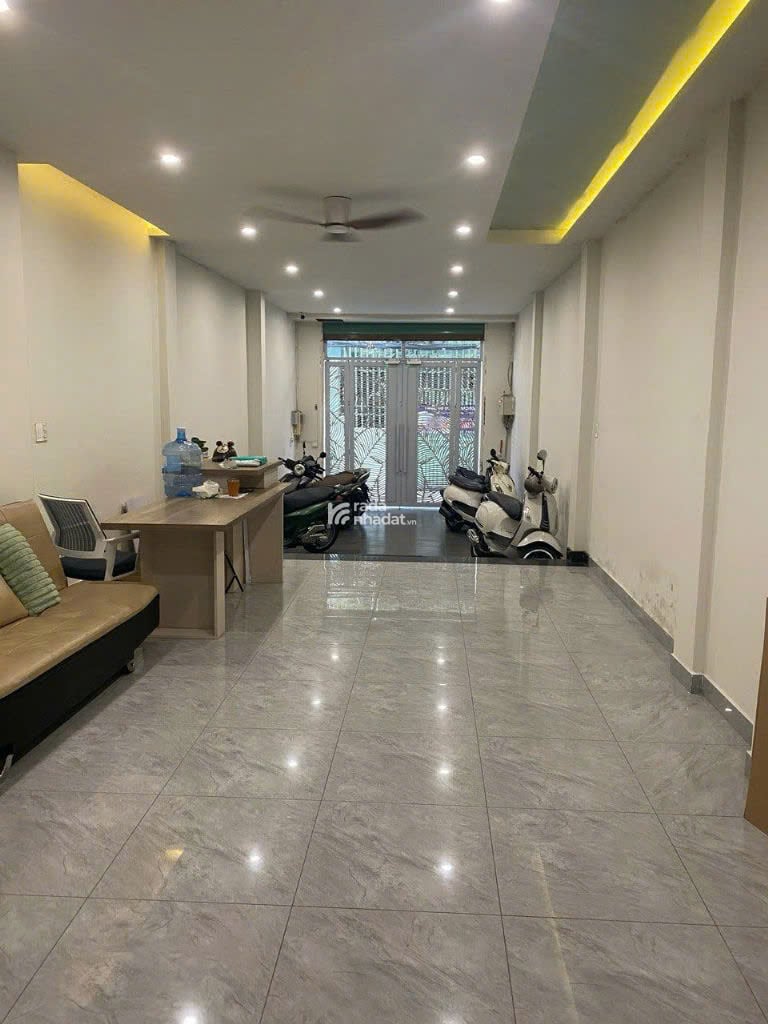 Bán tòa CHDV Nguyễn Cư Trinh, Quận 1 -  DT: 4 x 23m - Nở hậu 16m- HĐT 100tr/th - Giá chỉ 32 tỷ
