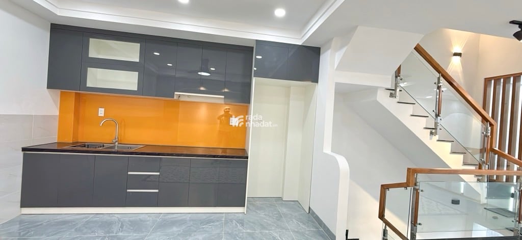 BÁN NHÀ ĐẸP 5 TẦNG 4PN 6.3 TỶ LÊ VĂN QUỚI BÌNH TÂN XE HƠI VÀO NHÀ