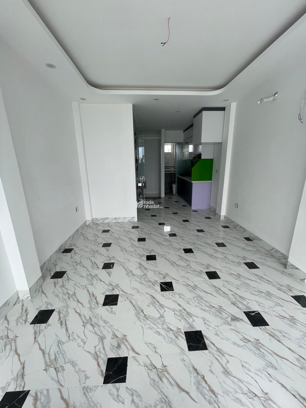 HOT TẠI QUẬN HAI BÀ TRƯNG - LÔ GÓC THOÁNG- GẦN Ô TÔ - THANG MÁY -35M2-NHÀ HƠN 8 TỶ 