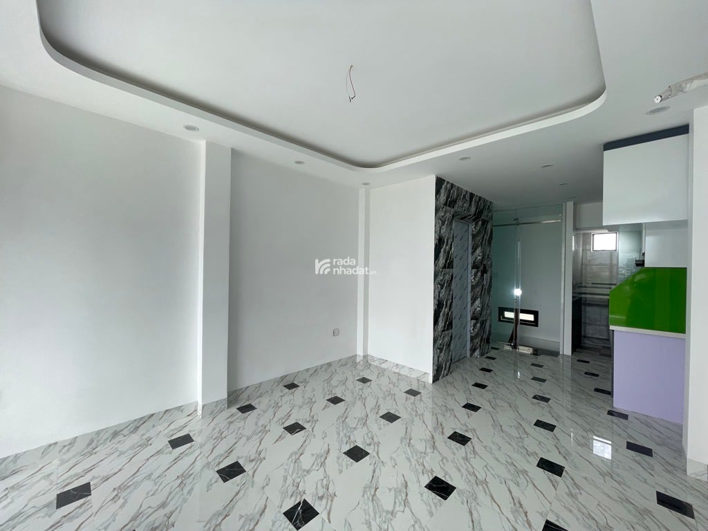HOT TẠI QUẬN HAI BÀ TRƯNG - LÔ GÓC THOÁNG- GẦN Ô TÔ - THANG MÁY -35M2-NHÀ HƠN 8 TỶ 